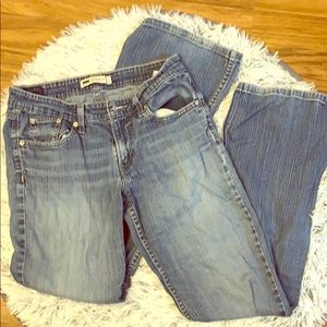 Levi’s 518 super low jeans size 9m